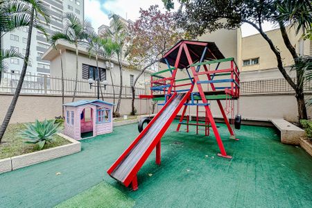 Apartamento à venda com 74m², 3 quartos e 2 vagasÁrea comum - Playground