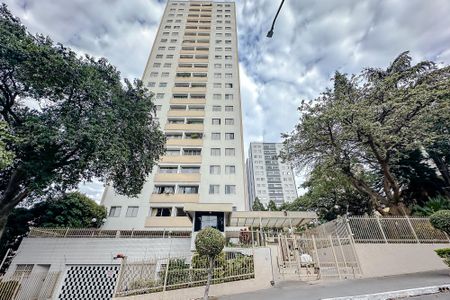 Apartamento à venda com 74m², 3 quartos e 2 vagasFachada