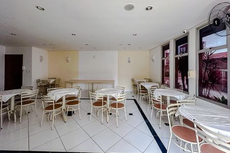 Apartamento à venda com 74m², 3 quartos e 2 vagasÁrea comum - Salão de festas