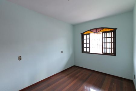 Casa para alugar com 100m², 3 quartos e 1 vagaQuarto