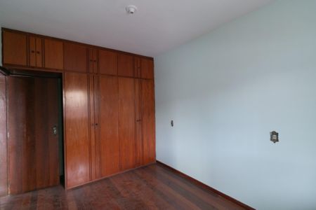 Casa para alugar com 100m², 3 quartos e 1 vagaQuarto 1