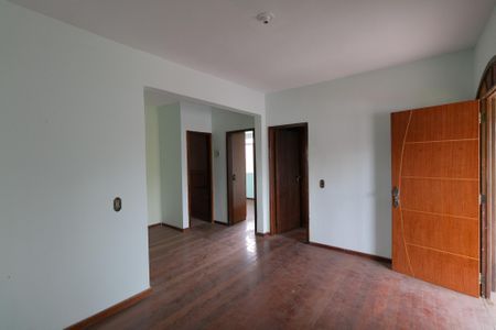 Casa para alugar com 100m², 3 quartos e 1 vagaSala