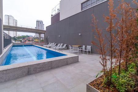 Apartamento à venda com 48m², 2 quartos e sem vaga Apartamento à venda com 48m², 2 quartos e sem vagaÁrea comum - Piscina