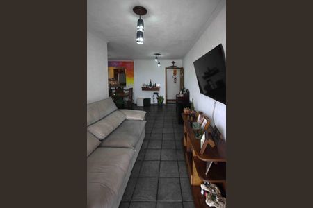 Apartamento à venda com 82m², 3 quartos e 1 vaga Apartamento à venda com 82m², 3 quartos e 1 vagaSala