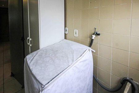 Apartamento à venda com 82m², 3 quartos e 1 vaga Apartamento à venda com 82m², 3 quartos e 1 vagaÁrea de Serviço