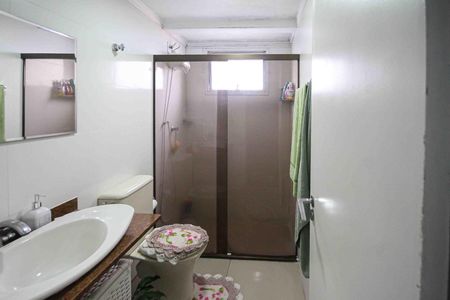 Apartamento à venda com 82m², 3 quartos e 1 vaga Apartamento à venda com 82m², 3 quartos e 1 vagaBanheiro