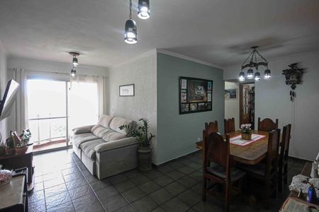 Apartamento à venda com 82m², 3 quartos e 1 vaga Apartamento à venda com 82m², 3 quartos e 1 vagaSala