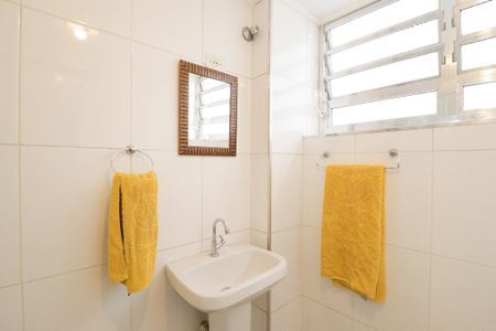Apartamento à venda com 72m², 2 quartos e 1 vaga Apartamento à venda com 72m², 2 quartos e 1 vagaBanheiro