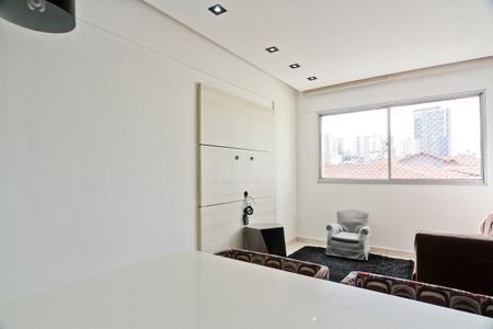 Apartamento para alugar com 74m², 2 quartos e 1 vaga Apartamento para alugar com 74m², 2 quartos e 1 vagaSala