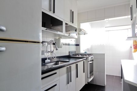 Apartamento para alugar com 74m², 2 quartos e 1 vaga Apartamento para alugar com 74m², 2 quartos e 1 vagaCozinha