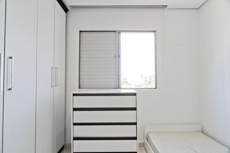 Apartamento para alugar com 74m², 2 quartos e 1 vaga Apartamento para alugar com 74m², 2 quartos e 1 vagaQuarto 2