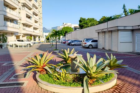 Apartamento à venda com 66m², 2 quartos e 1 vagaÁrea comum