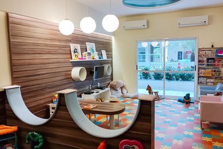 Apartamento à venda com 66m², 2 quartos e 1 vagaÁrea comum