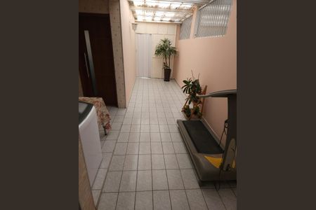 Casa à venda com 159m², 2 quartos e 2 vagas Casa à venda com 159m², 2 quartos e 2 vagasÁrea de Serviço