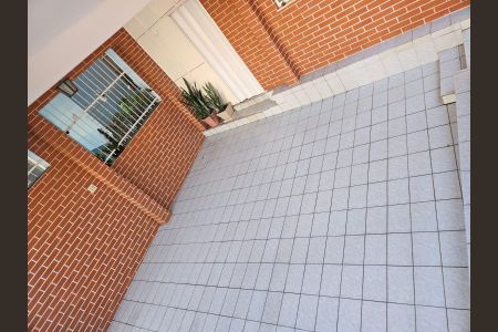 Casa à venda com 159m², 2 quartos e 2 vagas Casa à venda com 159m², 2 quartos e 2 vagasÁrea Externa