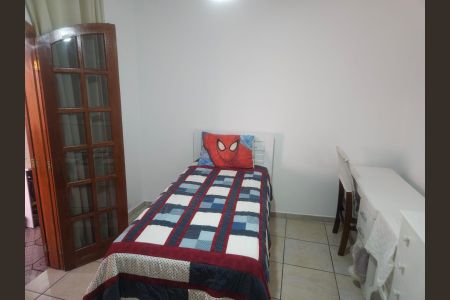 Casa à venda com 159m², 2 quartos e 2 vagas Casa à venda com 159m², 2 quartos e 2 vagasQuarto 2