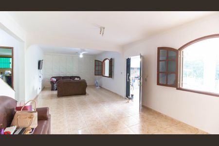 Casa à venda com 680m², 3 quartos e 1 vagaSala