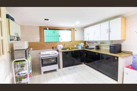 Casa à venda com 680m², 3 quartos e 1 vagaCozinha