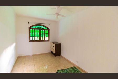 Casa à venda com 680m², 3 quartos e 1 vagaQuarto 