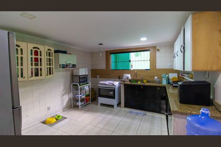 Casa à venda com 680m², 3 quartos e 1 vagaCozinha