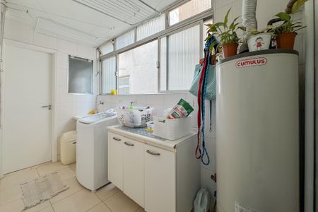 Apartamento para alugar com 200m², 3 quartos e 1 vaga Apartamento para alugar com 200m², 3 quartos e 1 vagaÁrea de Serviço