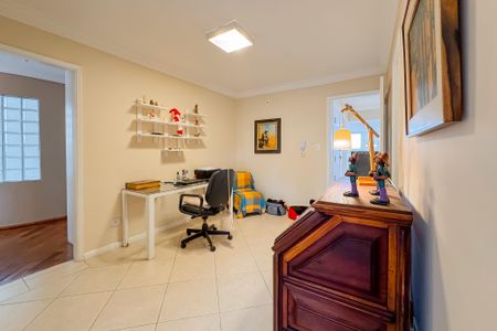 Apartamento para alugar com 200m², 3 quartos e 1 vaga Apartamento para alugar com 200m², 3 quartos e 1 vagaSala - Entrada