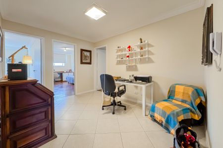 Apartamento para alugar com 200m², 3 quartos e 1 vaga Apartamento para alugar com 200m², 3 quartos e 1 vagaSala - Entrada