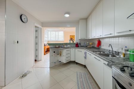 Apartamento para alugar com 200m², 3 quartos e 1 vaga Apartamento para alugar com 200m², 3 quartos e 1 vagaCozinha