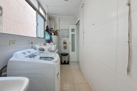 Apartamento para alugar com 200m², 3 quartos e 1 vaga Apartamento para alugar com 200m², 3 quartos e 1 vagaÁrea de Serviço