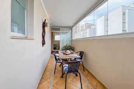 Apartamento para alugar com 200m², 3 quartos e 1 vaga Apartamento para alugar com 200m², 3 quartos e 1 vagaVaranda da Sala