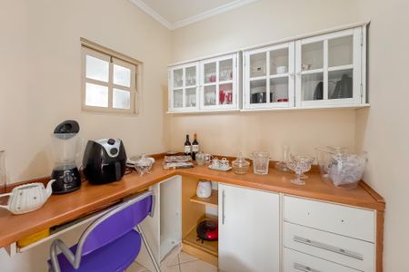 Apartamento para alugar com 200m², 3 quartos e 1 vaga Apartamento para alugar com 200m², 3 quartos e 1 vagaEscritório