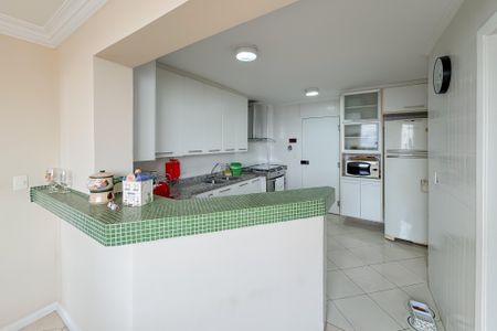 Apartamento para alugar com 200m², 3 quartos e 1 vaga Apartamento para alugar com 200m², 3 quartos e 1 vagaCozinha