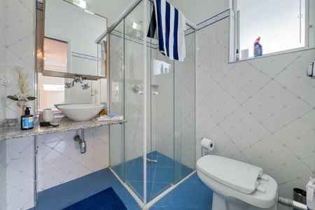 Apartamento para alugar com 200m², 3 quartos e 1 vaga Apartamento para alugar com 200m², 3 quartos e 1 vagaBanheiro da Suíte 2