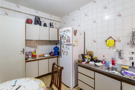 Casa à venda com 500m², 3 quartos e 2 vagas Casa à venda com 500m², 3 quartos e 2 vagasCozinha