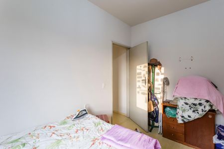 Casa à venda com 500m², 3 quartos e 2 vagas Casa à venda com 500m², 3 quartos e 2 vagasQuarto 2