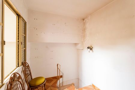 Casa à venda com 500m², 3 quartos e 2 vagas Casa à venda com 500m², 3 quartos e 2 vagasQuarto de Serviço