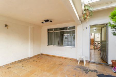 Casa à venda com 500m², 3 quartos e 2 vagas Casa à venda com 500m², 3 quartos e 2 vagasGaragem