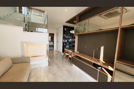 Apartamento à venda com 242m², 3 quartos e 4 vagasSala/Cozinha