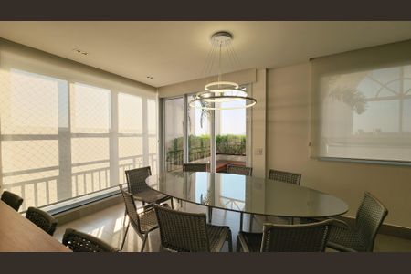 Apartamento à venda com 242m², 3 quartos e 4 vagasCobertura