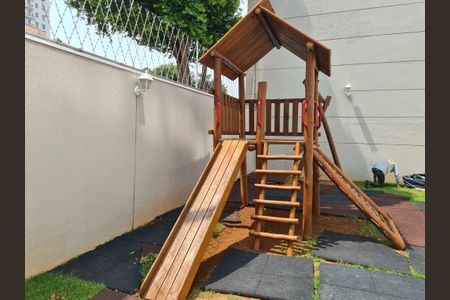 Apartamento à venda com 242m², 3 quartos e 4 vagasÁrea comum - Playground