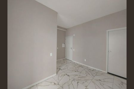 Sala de apartamento para alugar com 2 quartos, 42m² em Socorro, São Paulo