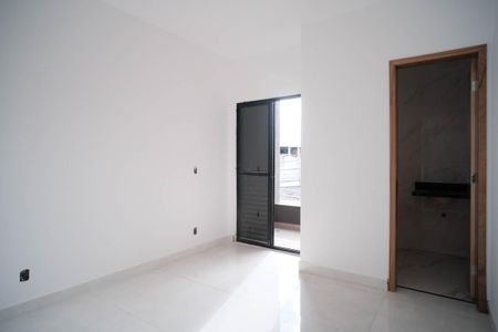 Casa à venda com 79m², 2 quartos e 2 vagasSuíte 1