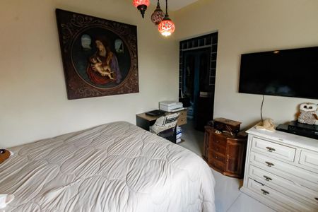 Apartamento à venda com 134m², 3 quartos e 2 vagasSuíte 1