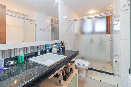 Casa de condomínio à venda com 382m², 3 quartos e 2 vagasBanheiro da Suíte