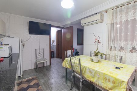 Casa de condomínio à venda com 382m², 3 quartos e 2 vagasChurrasqueira