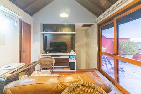 Casa de condomínio à venda com 382m², 3 quartos e 2 vagasSala 2