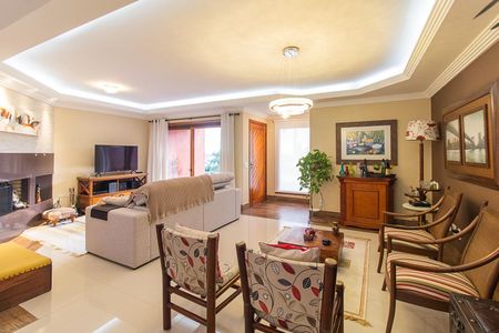 Casa de condomínio à venda com 382m², 3 quartos e 2 vagasSala