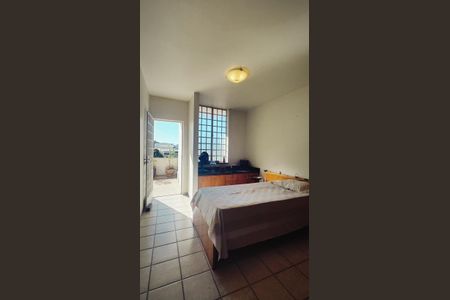 Casa à venda com 1850m², 2 quartos e 4 vagas Casa à venda com 1850m², 2 quartos e 4 vagasQuarto 2