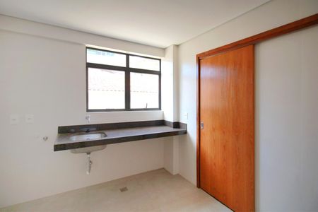 Apartamento à venda com 135m², 4 quartos e 3 vagasCozinha