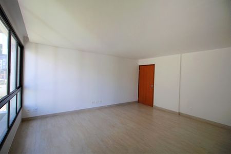 Apartamento à venda com 135m², 4 quartos e 3 vagasSala